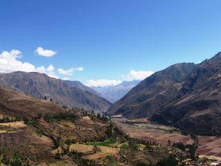 P�sac è un villaggio peruviano situato nella Valle sacra, sul fiume Urubamba._2