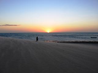 Localizzata a 300 km da Fortaleza, Jericoacoara o semplecemente Jeri' � un santuario ecologico. � stata dichiarata una delle 10 pi� belle spiagge esistenti al mondo dal giornale Washington Post._2